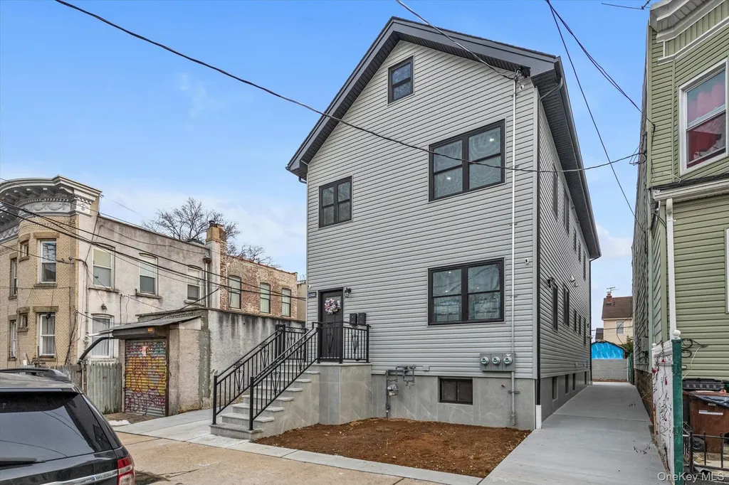 9214 88th Avenue Woodhaven NY 11421