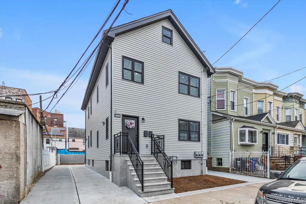 9214 88th Avenue Woodhaven NY 11421