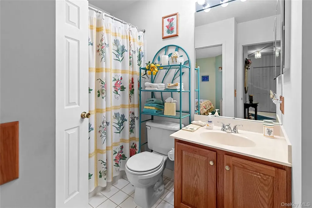 50 Perri Circle Middle Island NY 11953