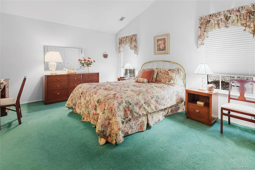 50 Perri Circle Middle Island NY 11953