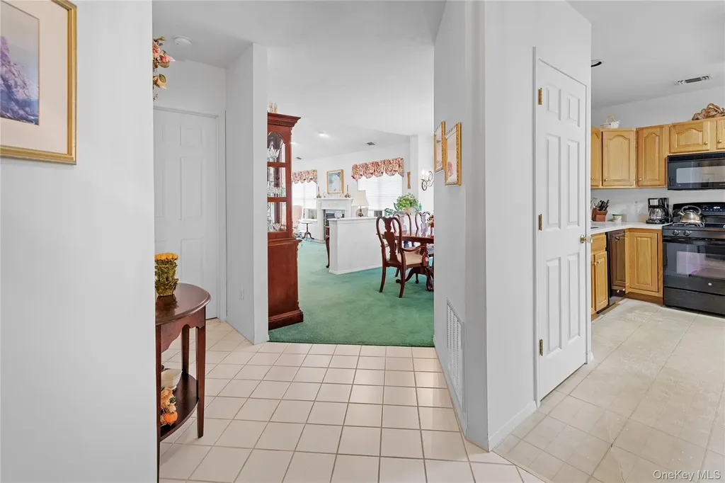 50 Perri Circle Middle Island NY 11953