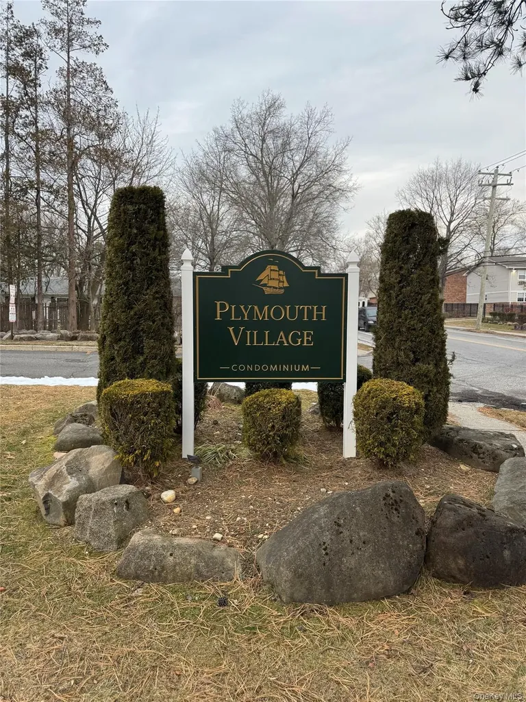 100 Hawthorne Avenue Central Islip NY 11722