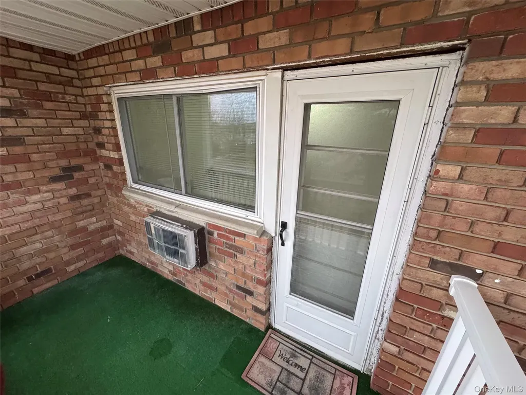 100 Hawthorne Avenue Central Islip NY 11722
