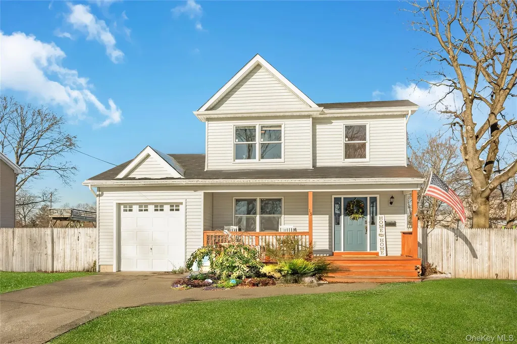 15 Irving Place Islip Terrace NY 11752