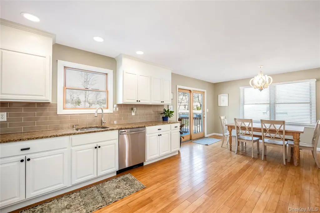 15 Irving Place Islip Terrace NY 11752