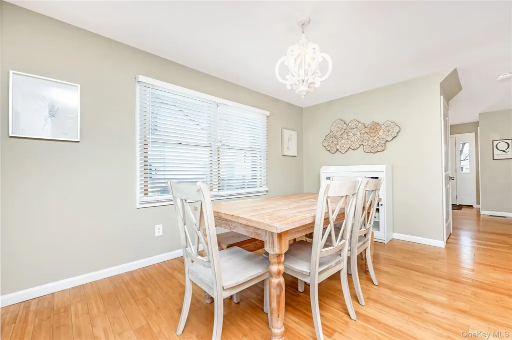 15 Irving Place Islip Terrace NY 11752