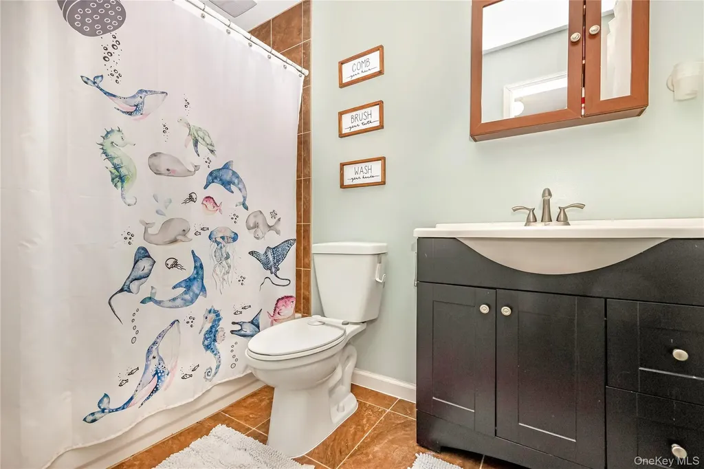 15 Irving Place Islip Terrace NY 11752