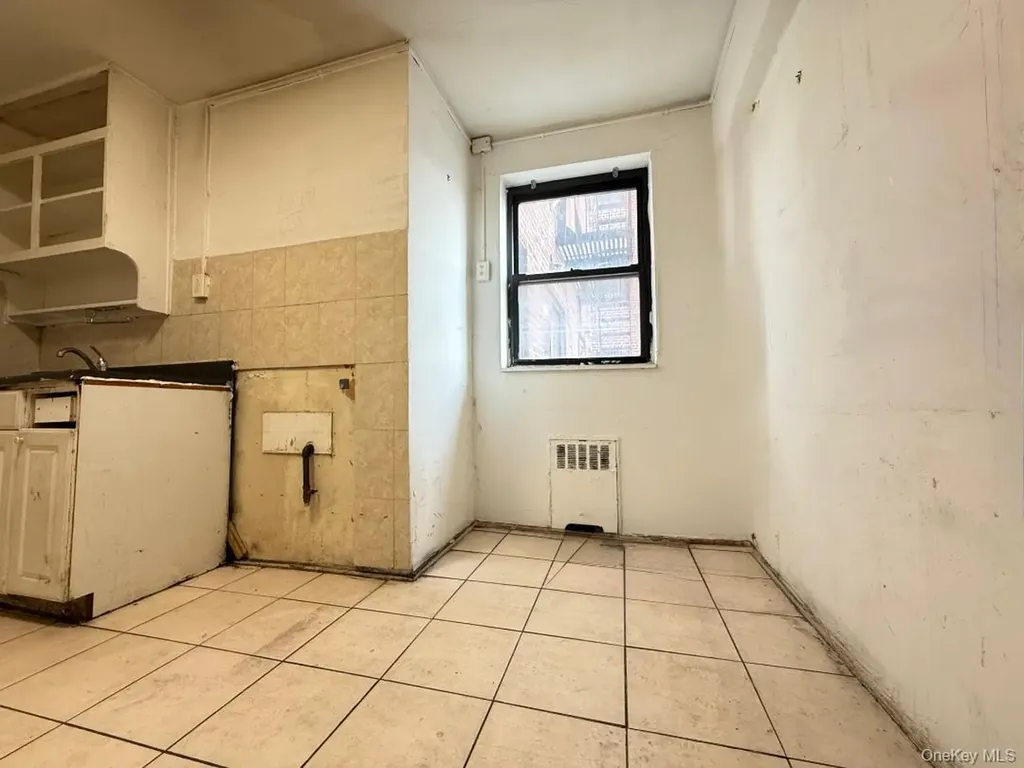 44-10 Macnish Elmhurst NY 11373