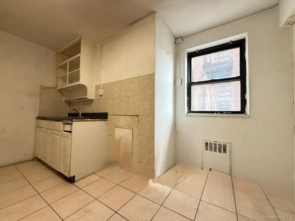 44-10 Macnish Elmhurst NY 11373