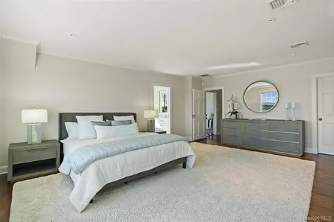 6 Pine Island Road Rye NY 10580