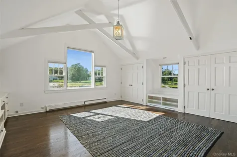 6 Pine Island Road Rye NY 10580