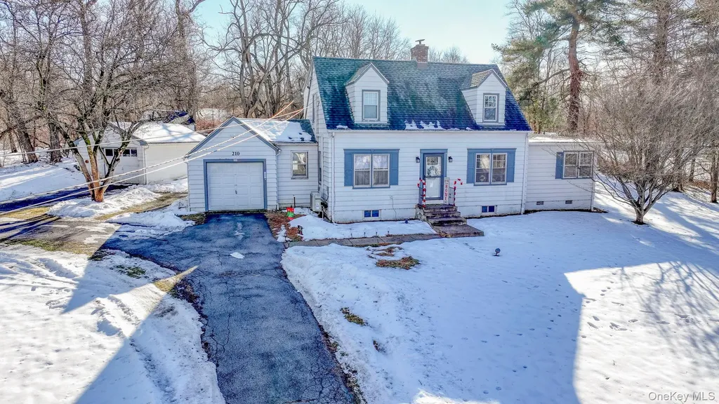 210 Overlook Road Poughkeepsie NY 12603