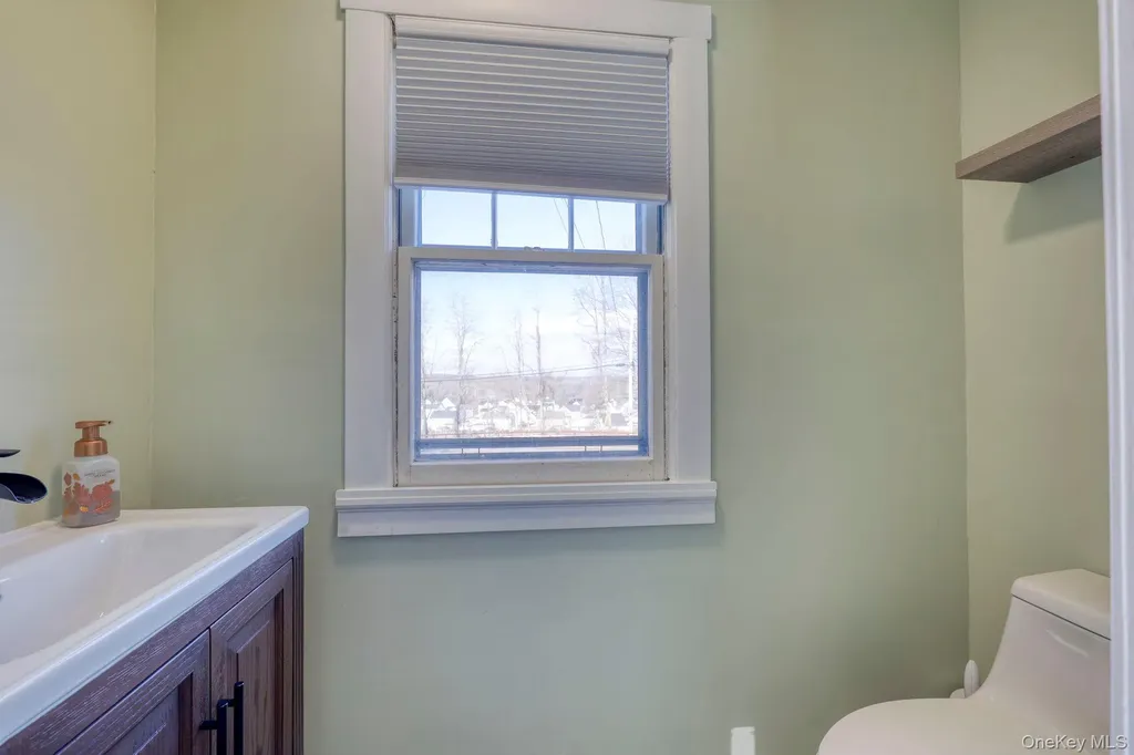 210 Overlook Road Poughkeepsie NY 12603