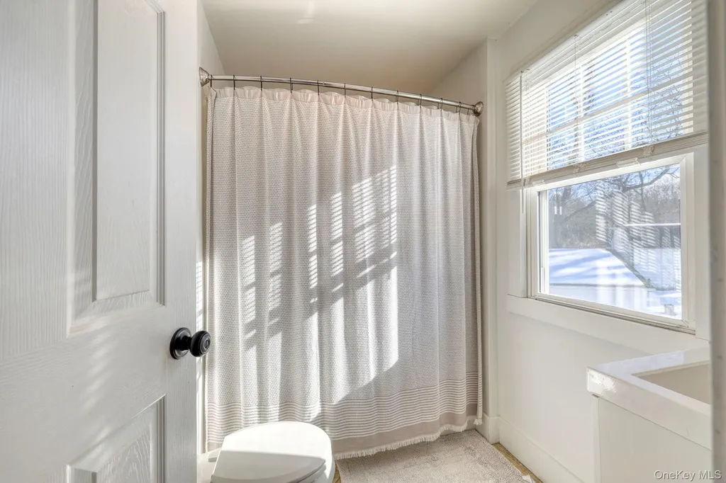 210 Overlook Road Poughkeepsie NY 12603