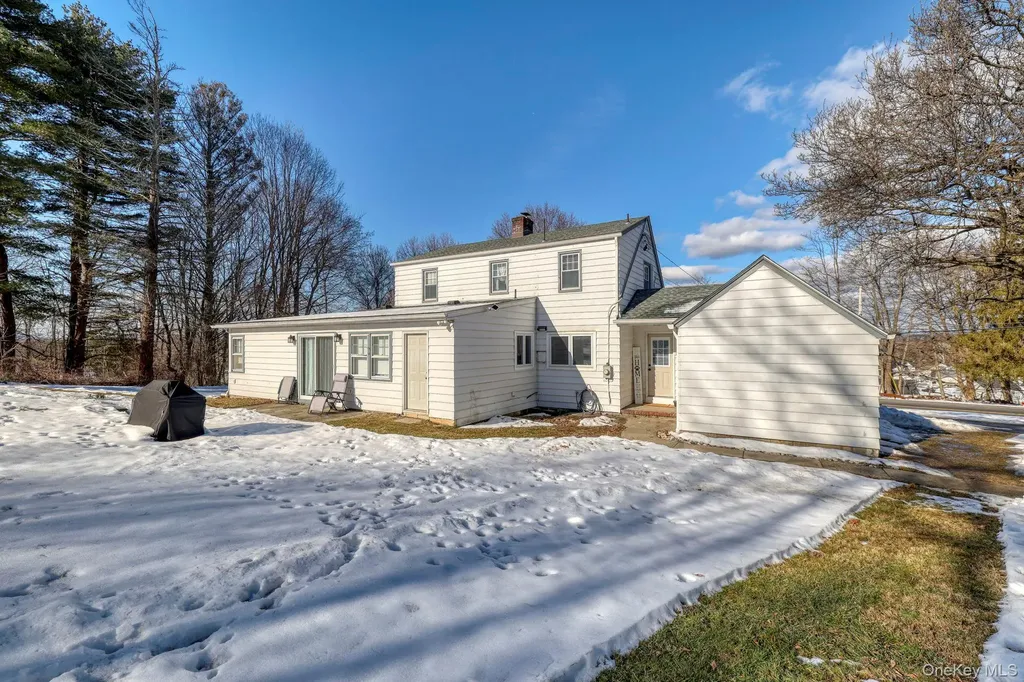 210 Overlook Road Poughkeepsie NY 12603