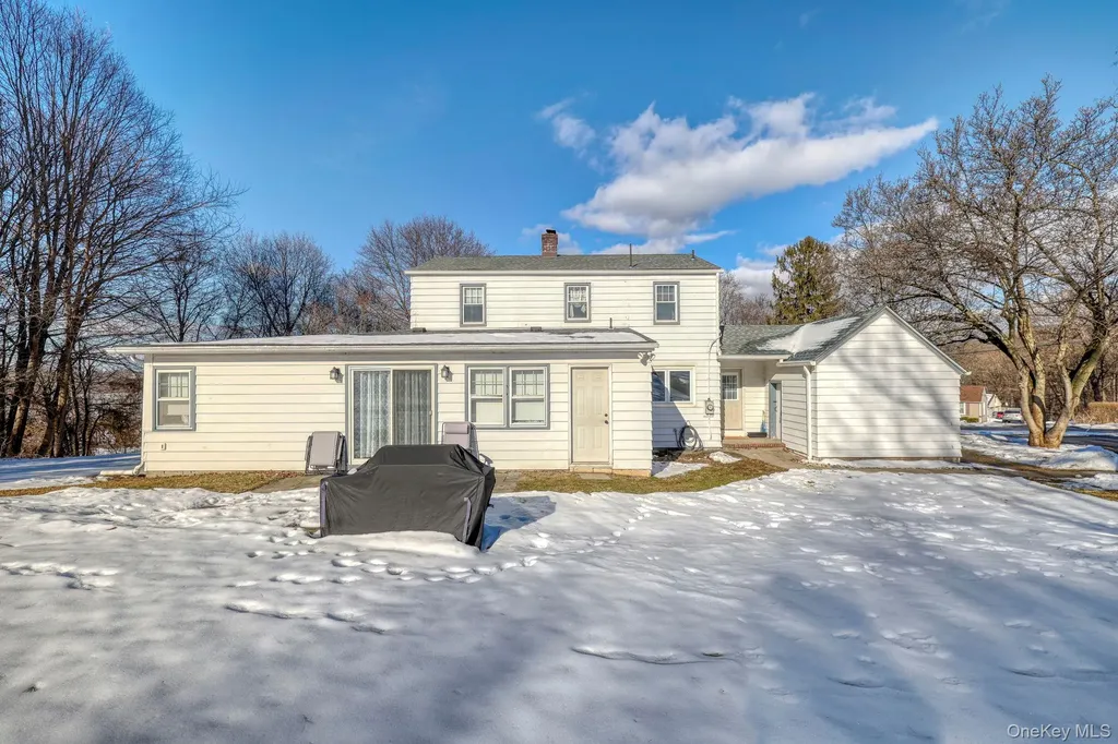 210 Overlook Road Poughkeepsie NY 12603