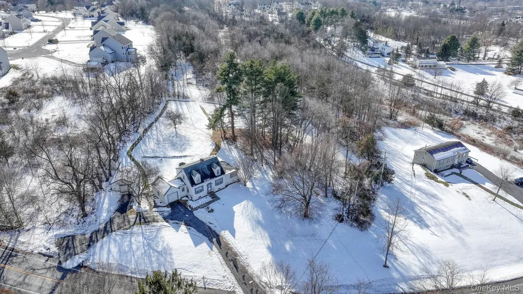 210 Overlook Road Poughkeepsie NY 12603
