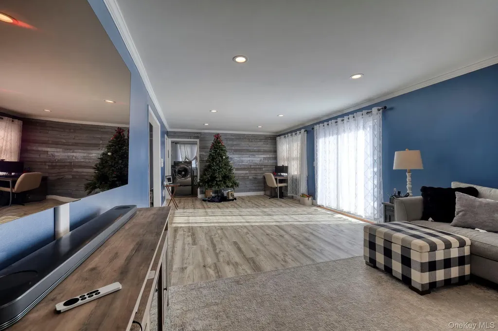 210 Overlook Road Poughkeepsie NY 12603