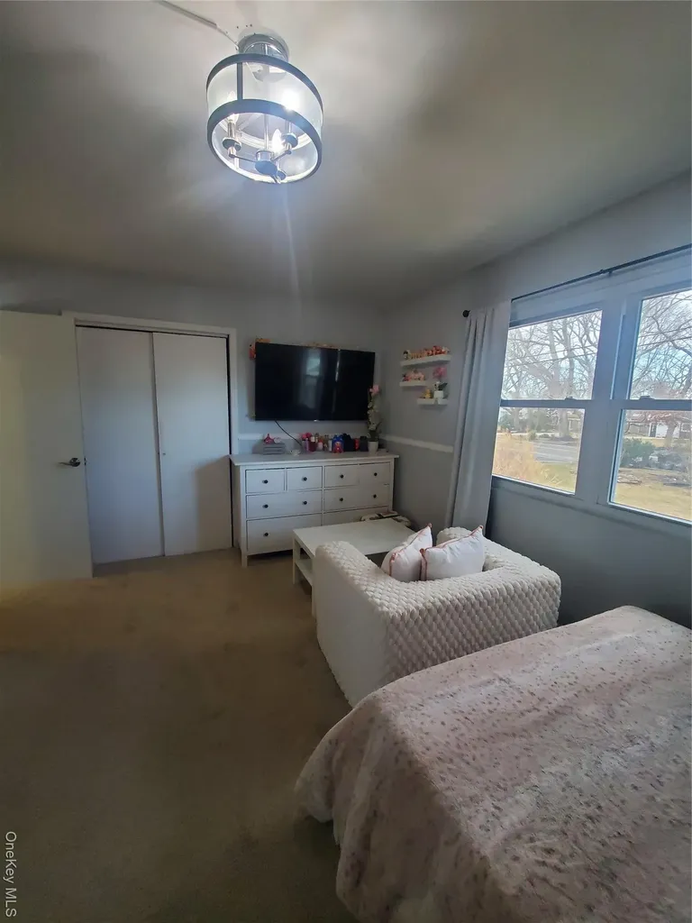 117 N Coleman Road Centereach NY 11720