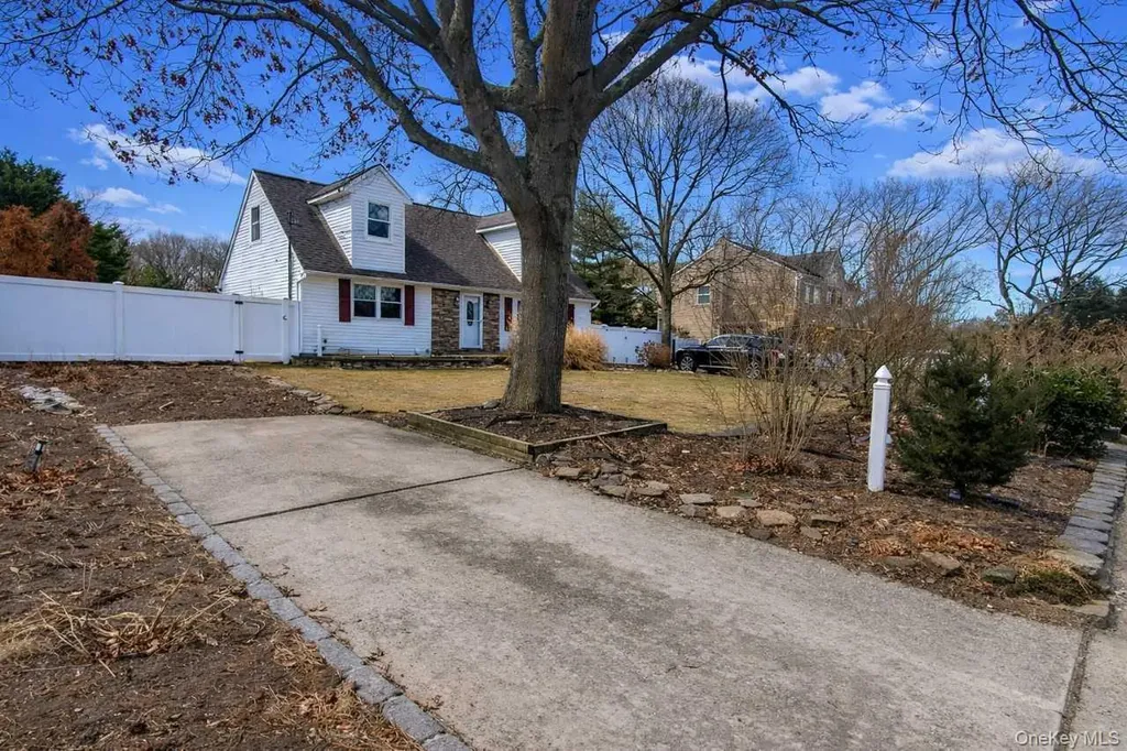 117 N Coleman Road Centereach NY 11720