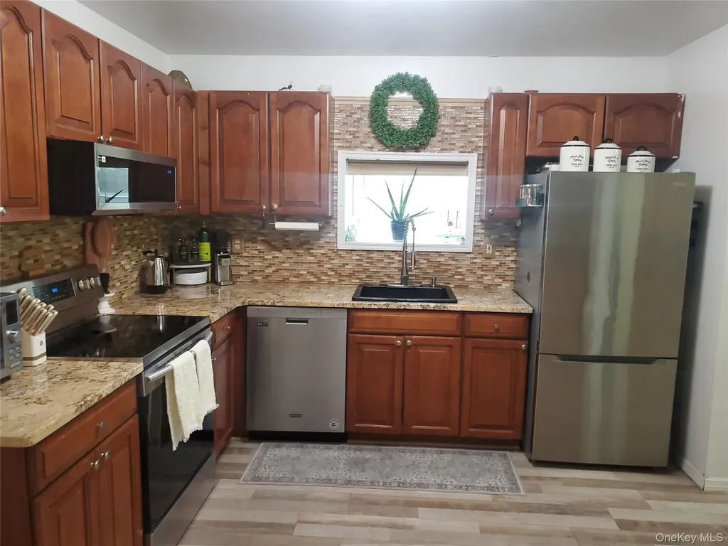 117 N Coleman Road Centereach NY 11720