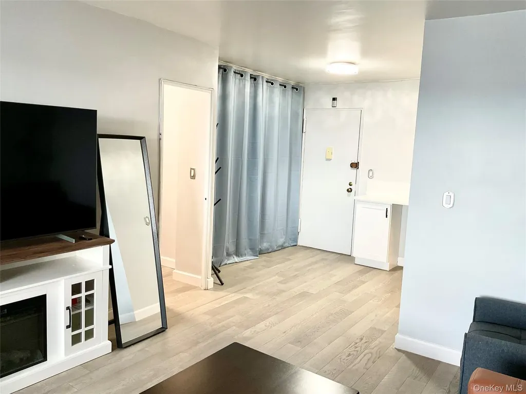 5800 Arlington Avenue Bronx NY 10471