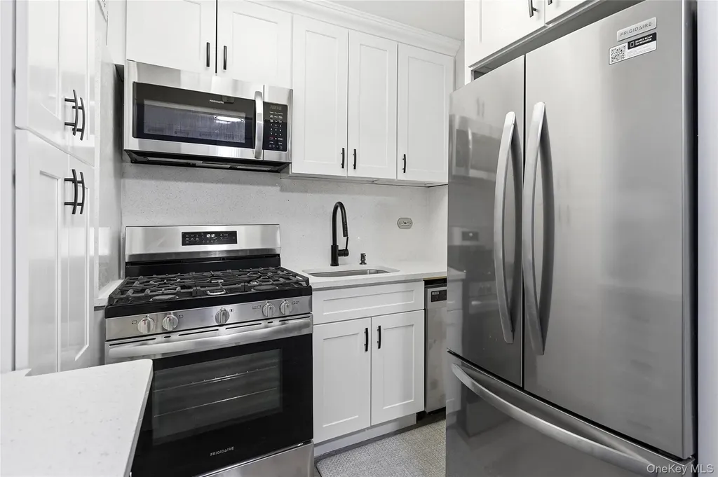 5800 Arlington Avenue Bronx NY 10471