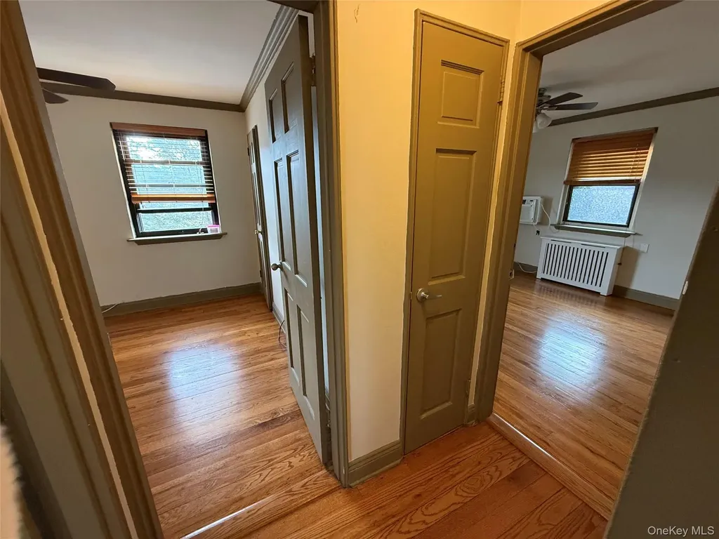 40 Terrace Circle Great Neck NY 11021
