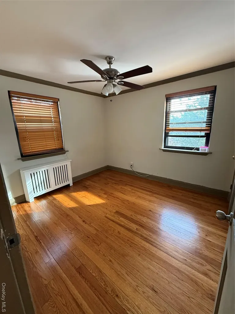40 Terrace Circle Great Neck NY 11021