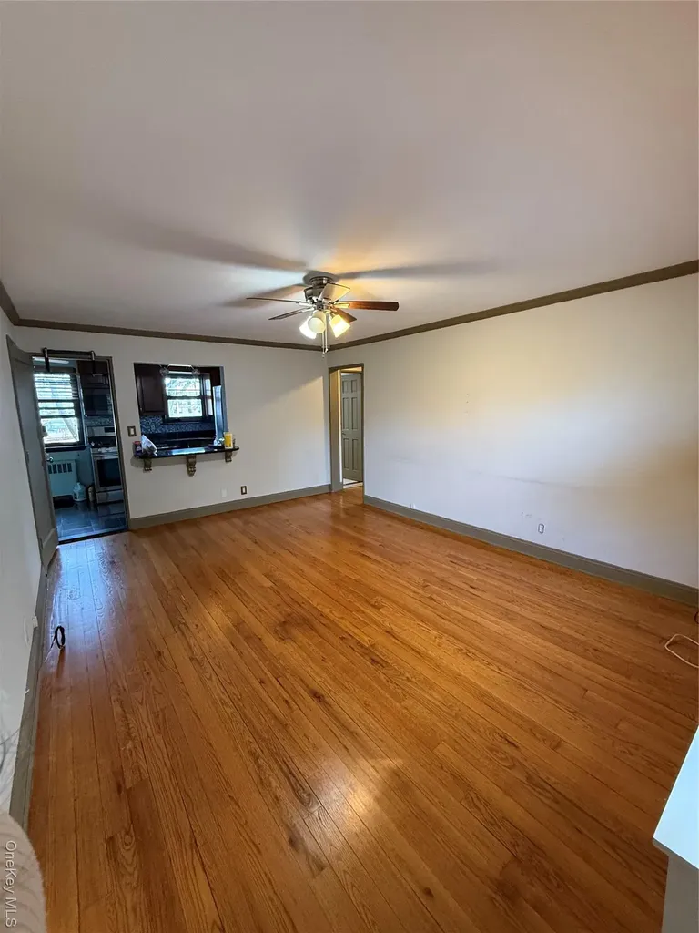 40 Terrace Circle Great Neck NY 11021