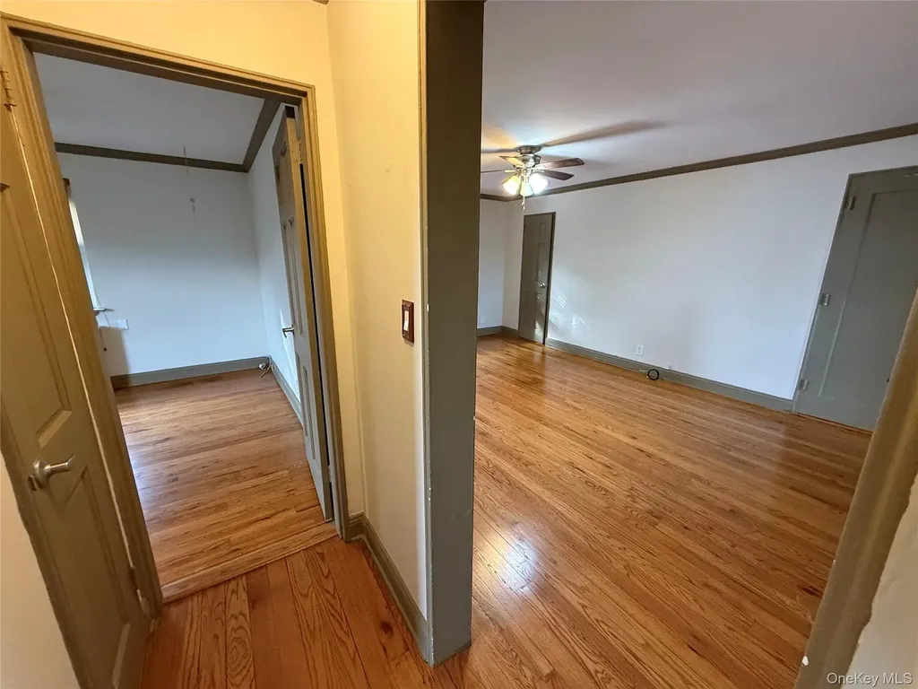 40 Terrace Circle Great Neck NY 11021
