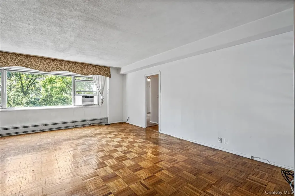 7 Fordham Hill Ova Bronx NY 10468