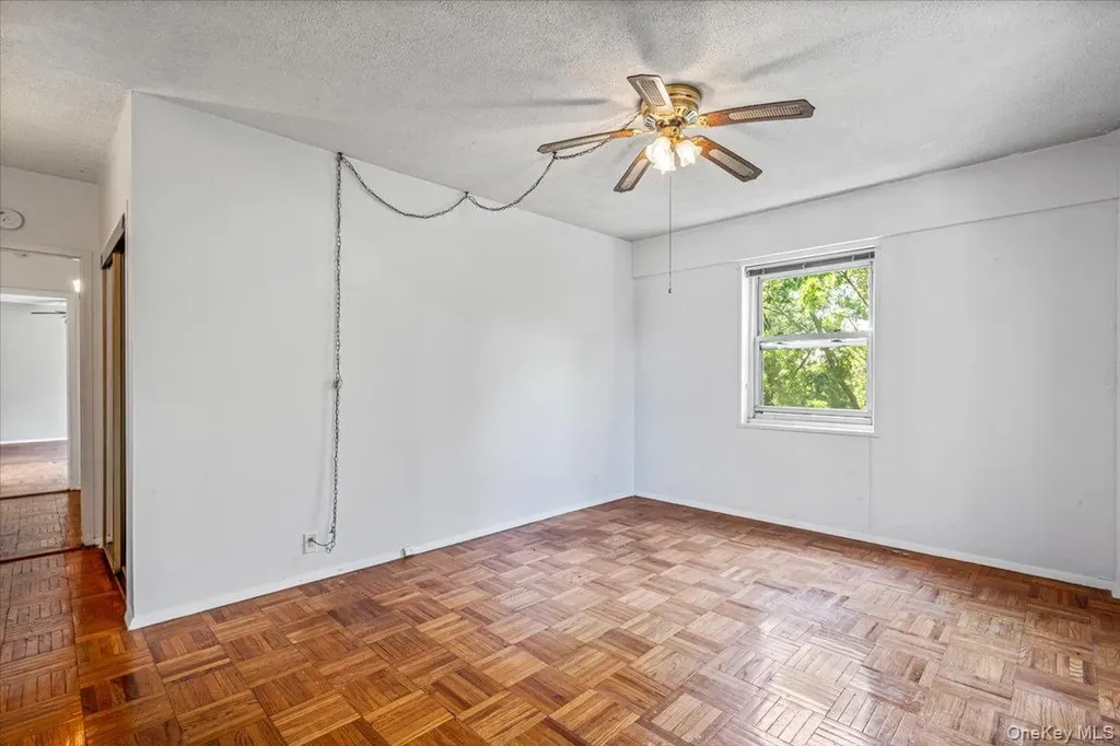 7 Fordham Hill Ova Bronx NY 10468