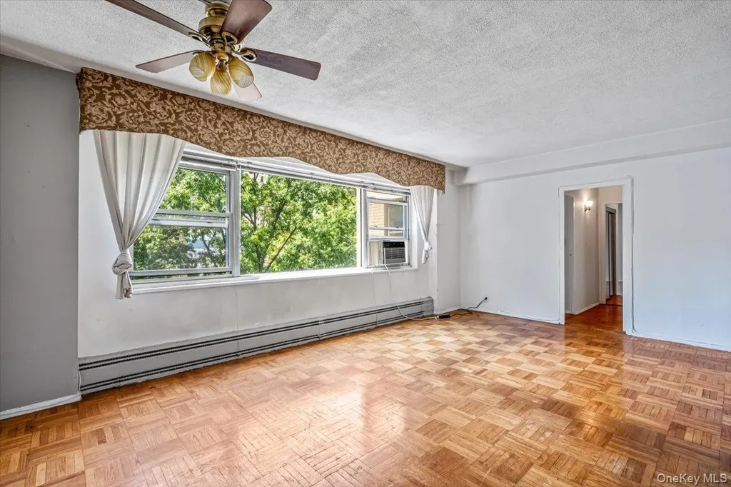 7 Fordham Hill Ova Bronx NY 10468