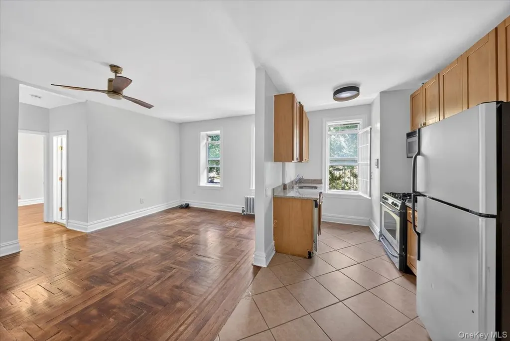 811 Walton Avenue Bronx NY 10451