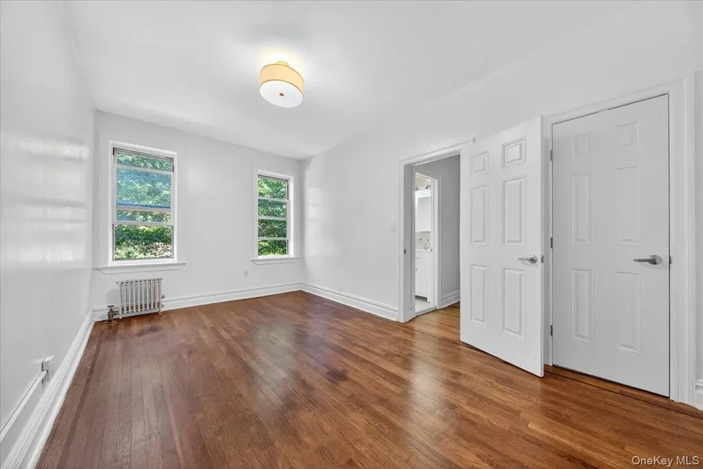811 Walton Avenue Bronx NY 10451