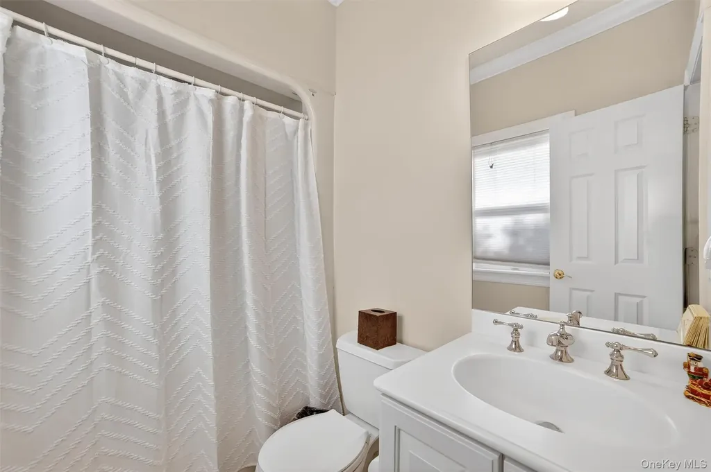 6 Rest Avenue Ardsley NY 10502