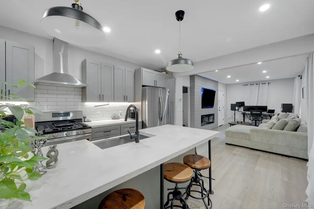 10 Everett Street New Rochelle NY 10801