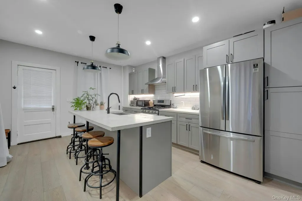 10 Everett Street New Rochelle NY 10801