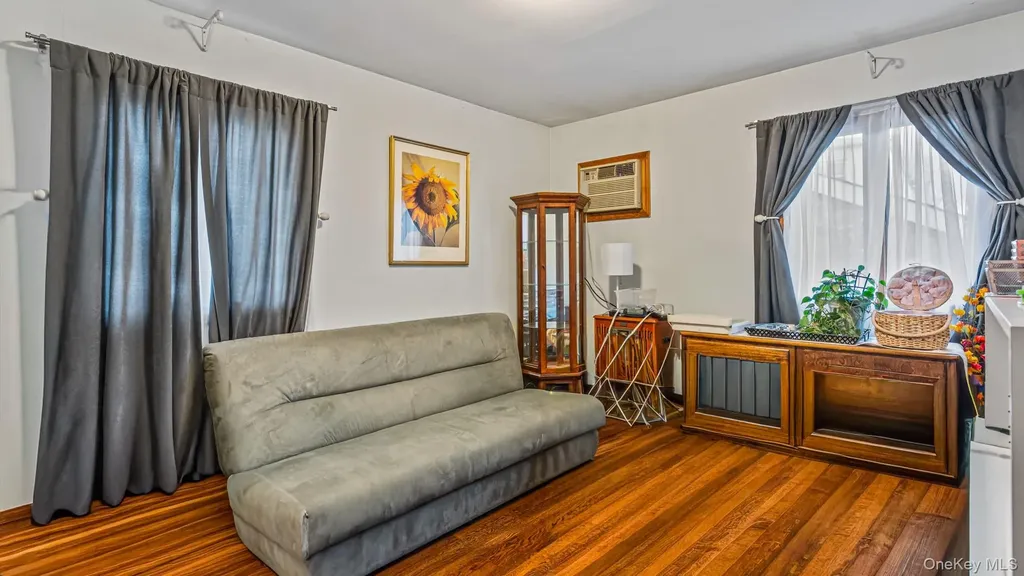 135-15 63rd Avenue Flushing NY 11367