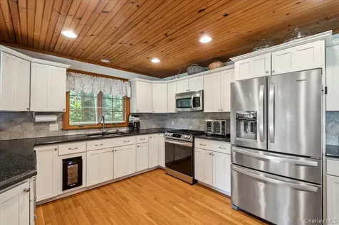 342 Lake Shore Road Putnam Valley NY 10579