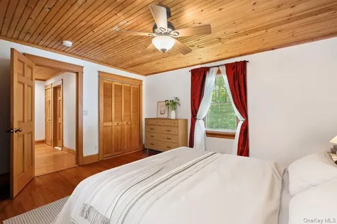 342 Lake Shore Road Putnam Valley NY 10579