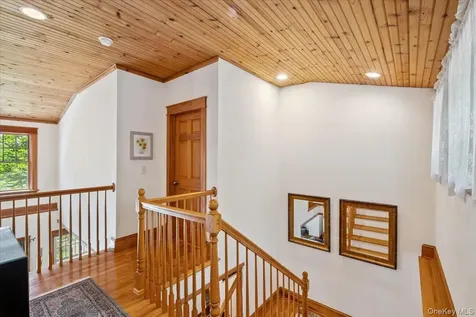 342 Lake Shore Road Putnam Valley NY 10579