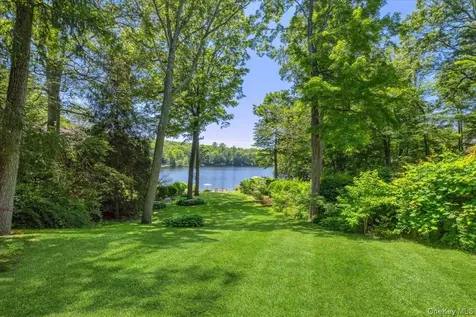 342 Lake Shore Road Putnam Valley NY 10579