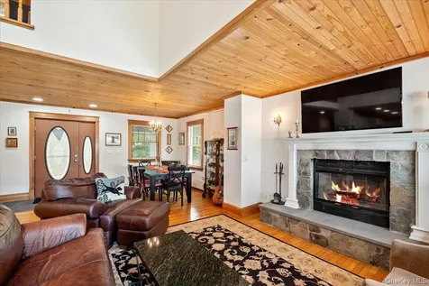 342 Lake Shore Road Putnam Valley NY 10579