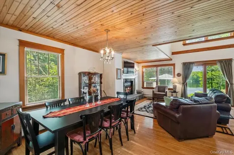 342 Lake Shore Road Putnam Valley NY 10579