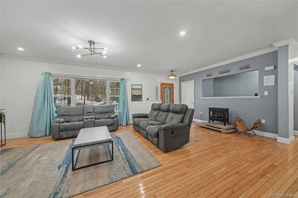 45 Seminole Drive Warwick NY 10990