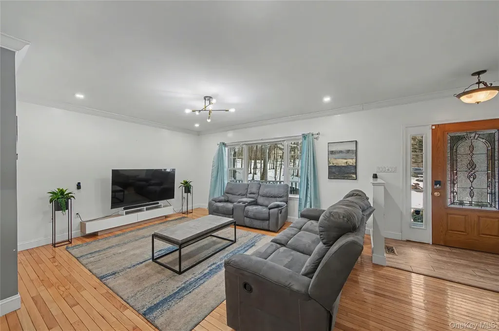 45 Seminole Drive Warwick NY 10990