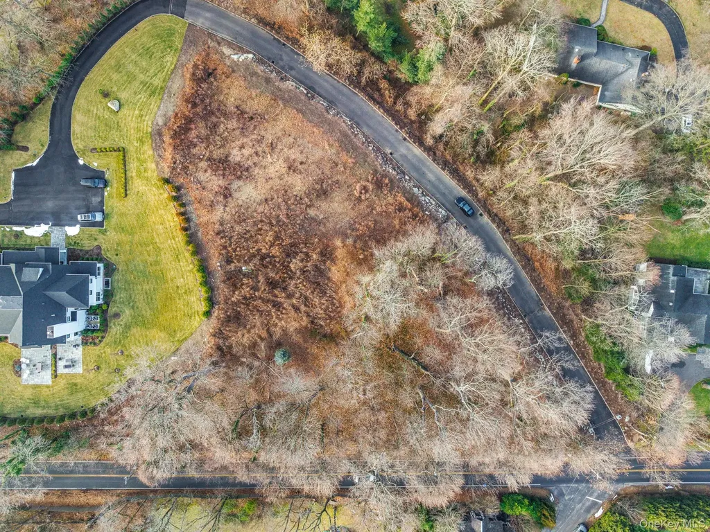 36 Cow Neck Road Sands Point NY 11050