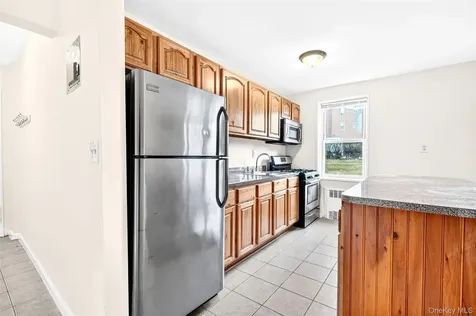 10 Davenport Avenue New Rochelle NY 10805
